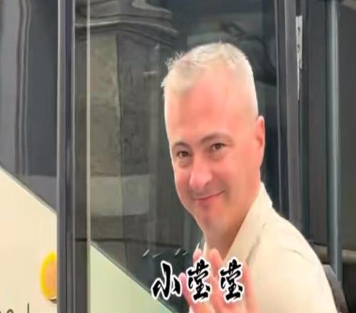宏远速递！新主帅首次点兵，未来四场热身赛公布，杜锋爱将被清理