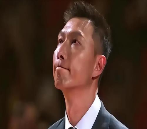 2016年，易建联花重金在洛杉矶买下的豪宅，如今出售值多少钱