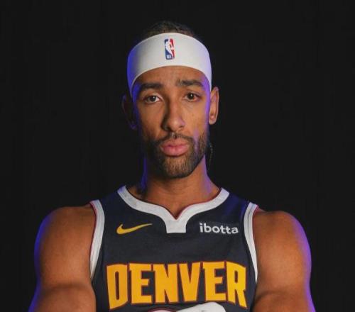 场均3.7分！3200万大合同！NBA最贵球队砸手里