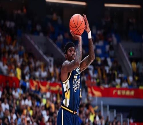 CBA得分王回归广东宏远上赛季受伤成遗憾