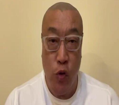马健：詹姆斯要减少出手当好大脑恩比德球权不能减但持球时间要降