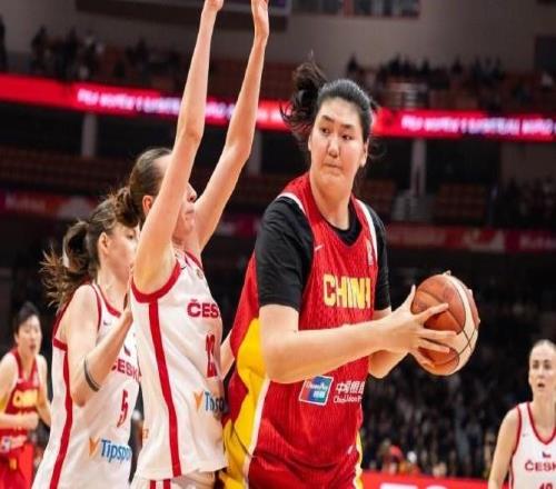 220cm张子宇领衔，FIBA十大女篮新星谁最可能爆发