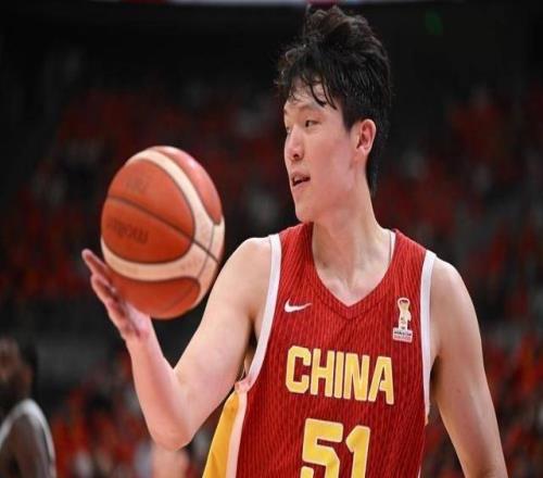 特训见效，杨瀚森完成准绝杀中国男篮世预赛力压黎巴嫩