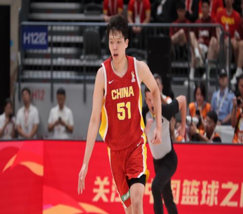 杨瀚森封神一战，投进准绝杀！标志中国男篮进入拥有NBA球员时代