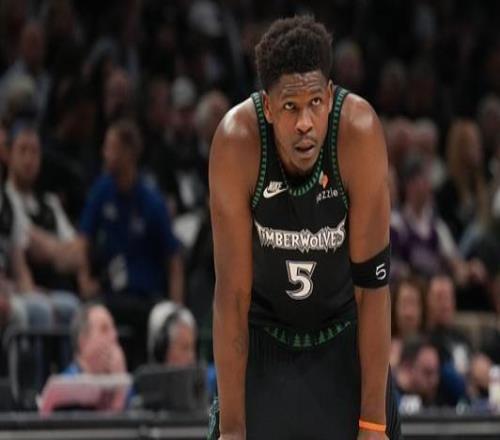 Windhorst：爱德华兹对于森林狼今夏运作非常满意