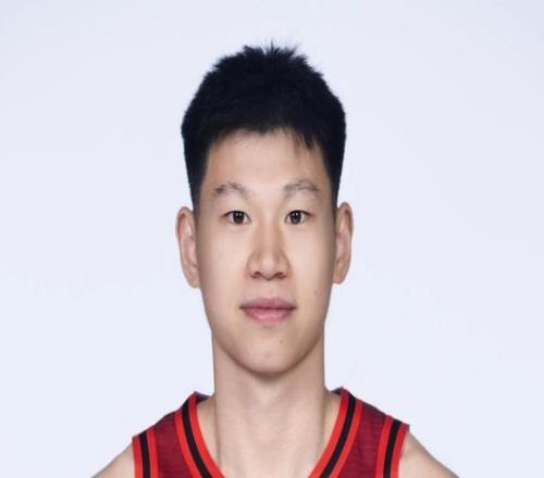 北京夏联胜山东！李楠明确反击为建队核心，提年轻后卫互相竞争！