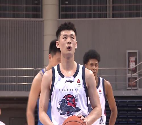 山东3分憾负北京！临沂双胞胎合砍30分，北京顶薪先生10中1拿5分