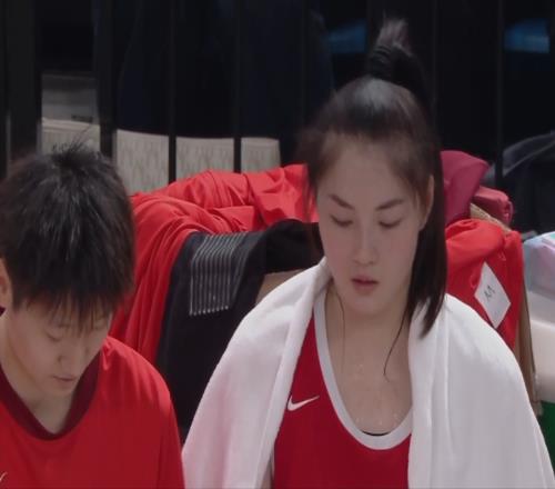 中国女篮乌龙，李月汝无缘世界杯，一人顶替