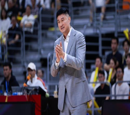 广东新帅首度发声：对杜锋充满敬意，但会带来自己的东西