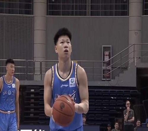 段睿骐11+4兑现天赋，辽宁男篮夏联2连败，姜宇星低迷，吴昌泽9+7