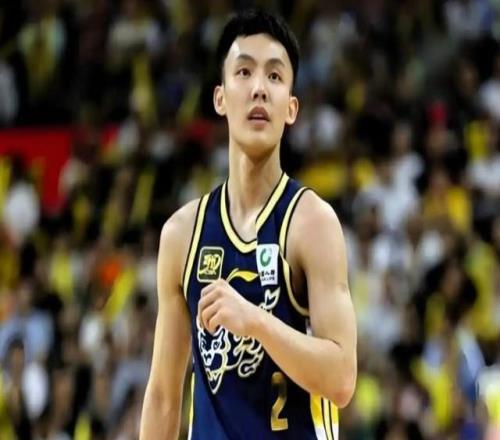 广东宏远8分惜败！新赛季开门黑，王洪泽24分，徐杰7分