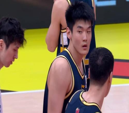 恭喜广东队！宏远新老大正式出炉，这可是胡明轩的接班人！