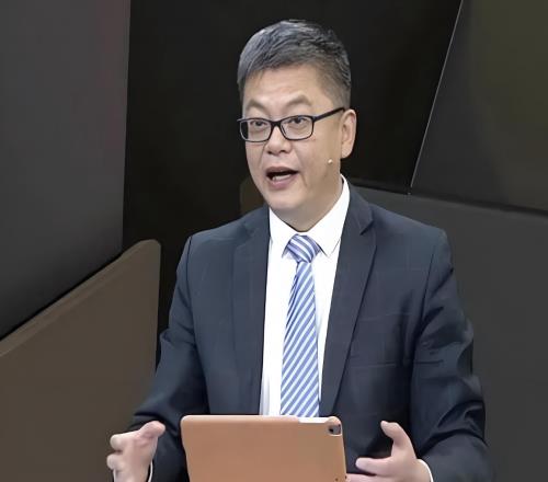 一针见血！苏群中肯点评，指出女篮输球的最大原因