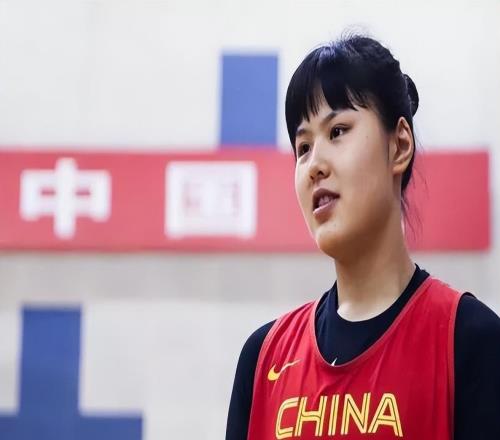 宫鲁鸣后悔了吗当张子宇备受质疑的时候，才知道李月汝的重要性