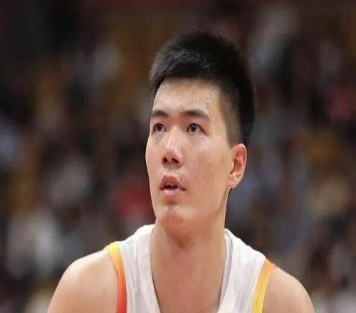 胡明轩、崔永熙、焦泊乔入选名古屋亚运会中国男篮12人名单！
