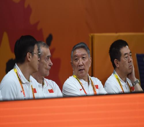 宫鲁鸣：中国女篮打出备战以来最好一场比赛