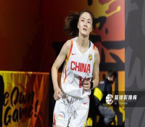 女篮核心年龄曝光：最小24岁，张曼曼已29岁