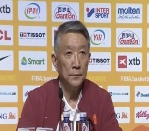 宫鲁鸣：我们把意大利看作主要对手，攻防方面做了很多演习