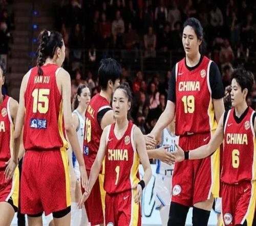 中国女篮大胜意大利锁定D组第二八强附加赛将对阵波多黎各队