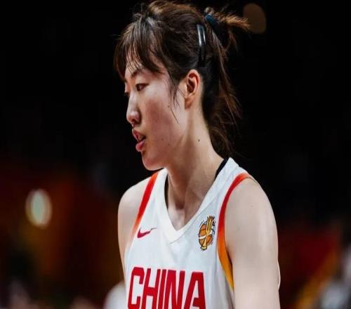 中国女篮7151意大利球员评价：2人优秀，5人及格，4人低迷