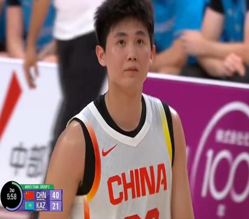 中国男篮38分大胜，廖三宁9助攻，庞峥麟得分王