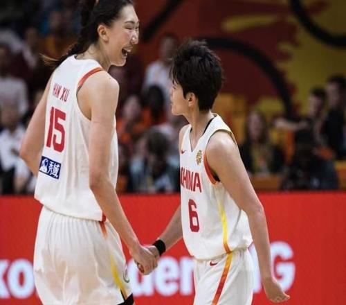 唏嘘！从赢14分到惨败29分！中国女篮止步八强，产生1个不争事实