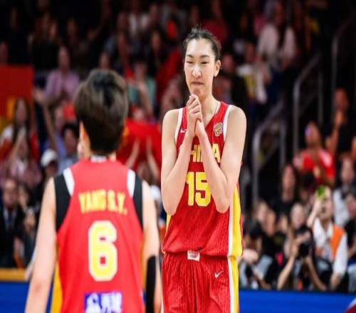 遗憾止步八强，中国女篮6190不敌法国！韩旭21分9篮板，杨舒予19分5助攻，两人全力支撑球队，无奈独木难支