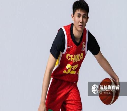 6投6中砍18分！李悦洲22分钟正负值+33