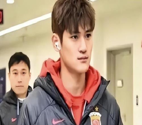 亚冠海港VS拉查武里首发浮现：归化国脚坐镇，刘祝润领衔前场，6大外援出击