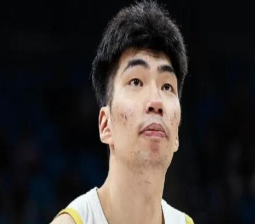 男篮大胜巴林！廖三宁+李悦洲狂轰41分，2内稳健，王俊杰低开高走