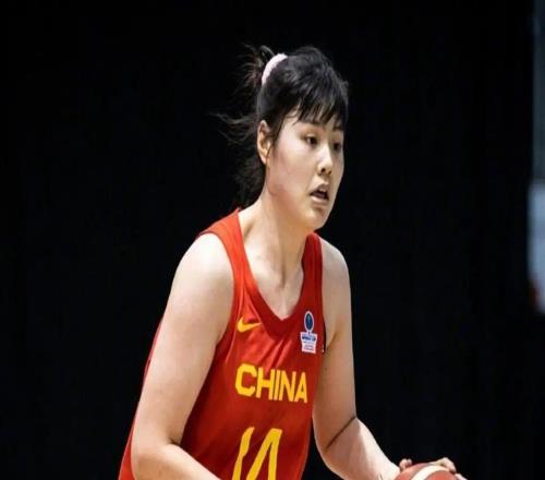 中国女篮29分劣势不敌法国队，无缘世界杯四强！宫鲁鸣：经验宝贵