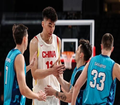 中国男篮亚运首战大胜哈萨克斯坦队
