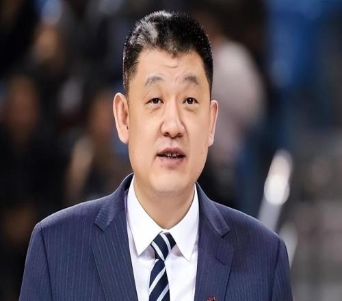 李梦为何不受国家队重用苏群：宫鲁鸣曾让CBA70分先生孙军走人