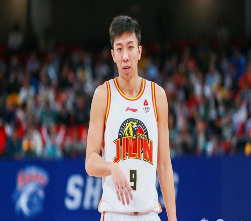 CBA自由球员名单仅4人，丁伟之子丁皓然在列