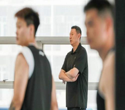 北京首钢签下前勇士后卫！组超豪华阵容+李楠当主帅，直指冠军
