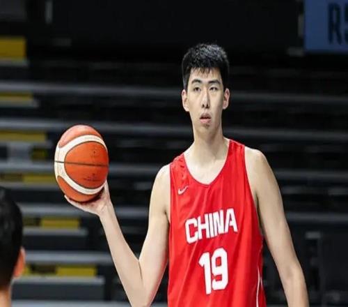 双塔被打穿！赢沙特仍有大漏洞不带1人让郭士强入险境