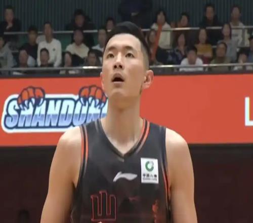 班顿来华行程推迟，普卢默20号抵达！山东男篮俱乐部杯落位琼海D组，新外教助教敲定
