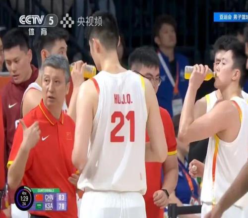 中国男篮8778险胜，锋线问题明显，四球员状态不佳，廖三宁是最大功臣