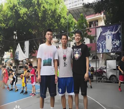 身份揭晓！他竟是廖三宁表弟兄弟俩携手出战亚运会父亲还是广西野球王