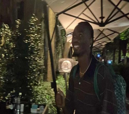 埃希兹布：德罗西说服我加盟，他是那种想赢下每一场比赛的人