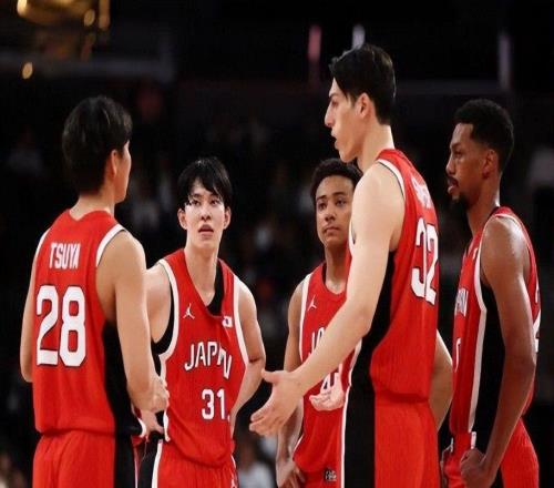 7分差距险胜！日本男篮涉险过关，中国男篮半决赛对阵出炉！